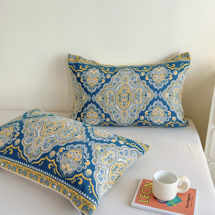 91家纺网 家纺一手货源 找家纺 朴尔家纺-毛巾被2025新款半包可调节暗扣魔术全棉三层纱布枕巾 大马士革纹-蓝黄