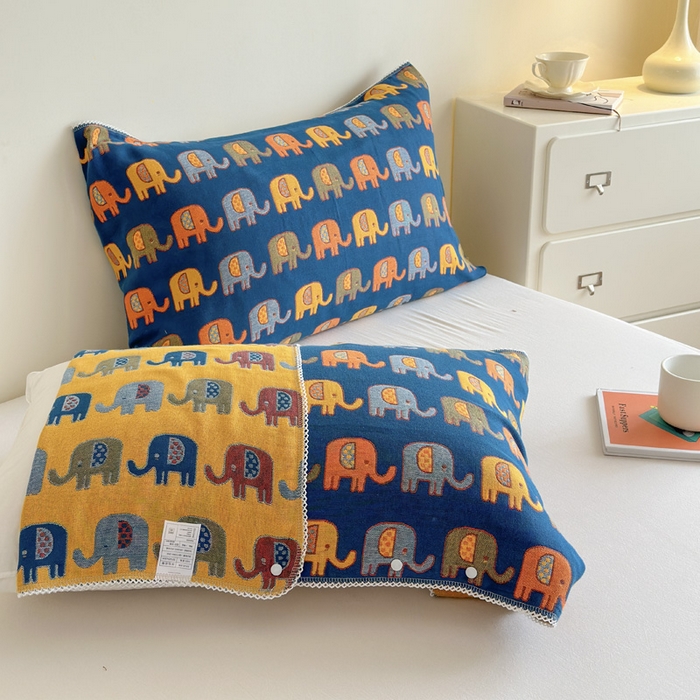 91家纺网 家纺一手货源 找家纺 朴尔家纺-毛巾被2025新款半包可调节暗扣魔术全棉三层纱布枕巾 多彩小象-蓝黄