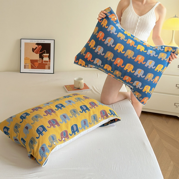91家纺网 家纺一手货源 找家纺 朴尔家纺-毛巾被2025新款半包可调节暗扣魔术全棉三层纱布枕巾 多彩小象-蓝黄