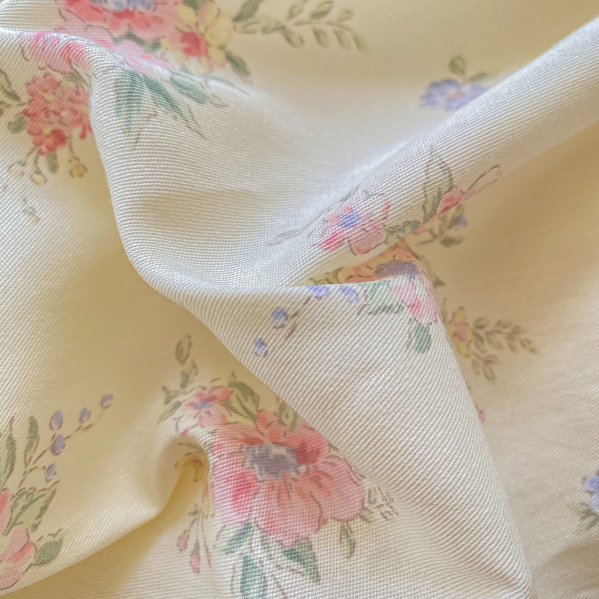 91家纺网 家纺一手货源 找家纺 黑马家居 2025新款13070全棉田园小清新单品被套系列 花漾