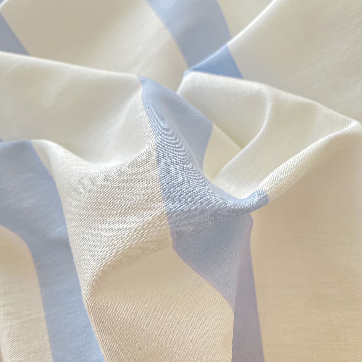 91家纺网 家纺一手货源 找家纺 黑马家居 2025新款13070全棉田园小清新四件套系列 机器人