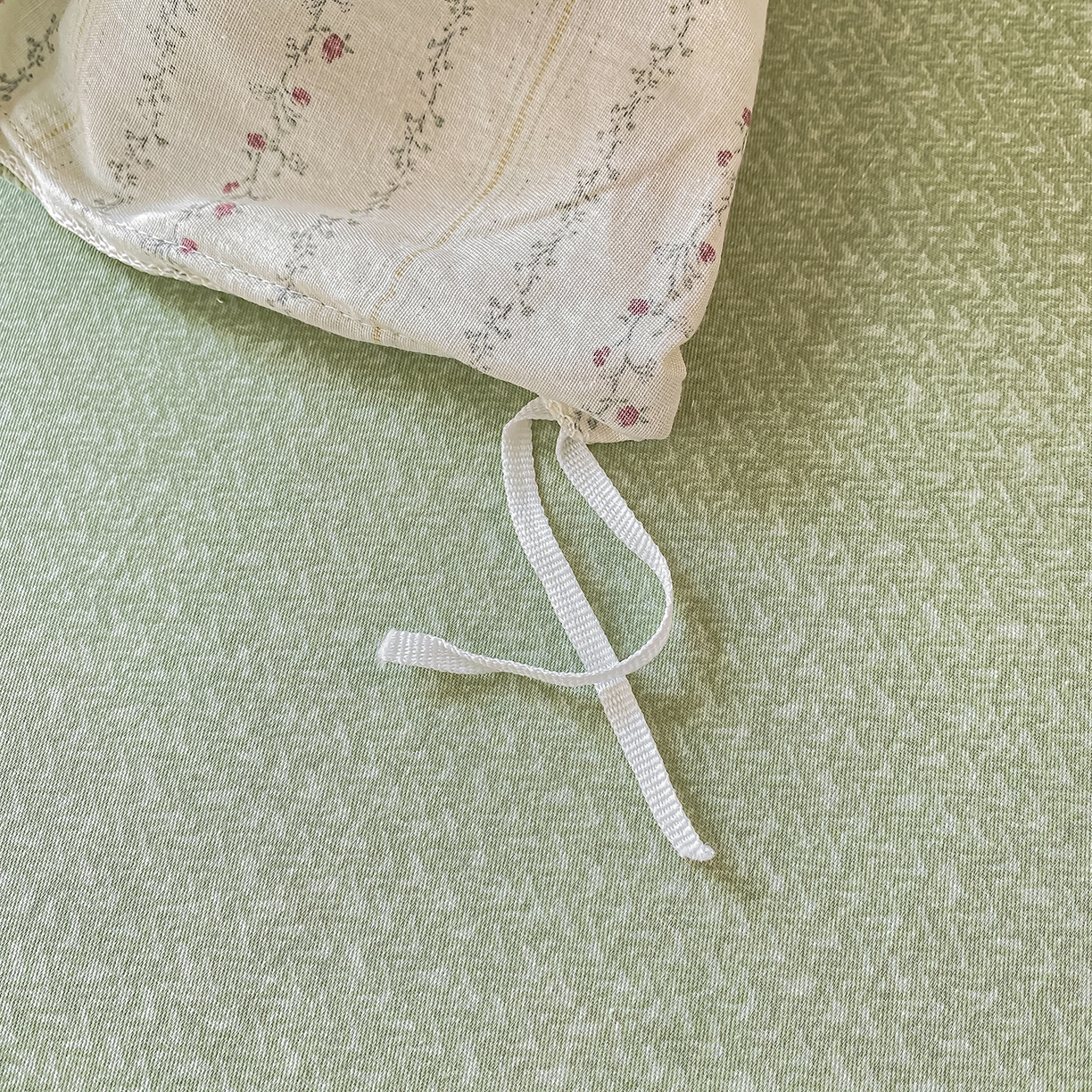 91家纺网 家纺一手货源 找家纺 黑马家居 2025新款13070全棉田园小清新单品被套系列 柠语