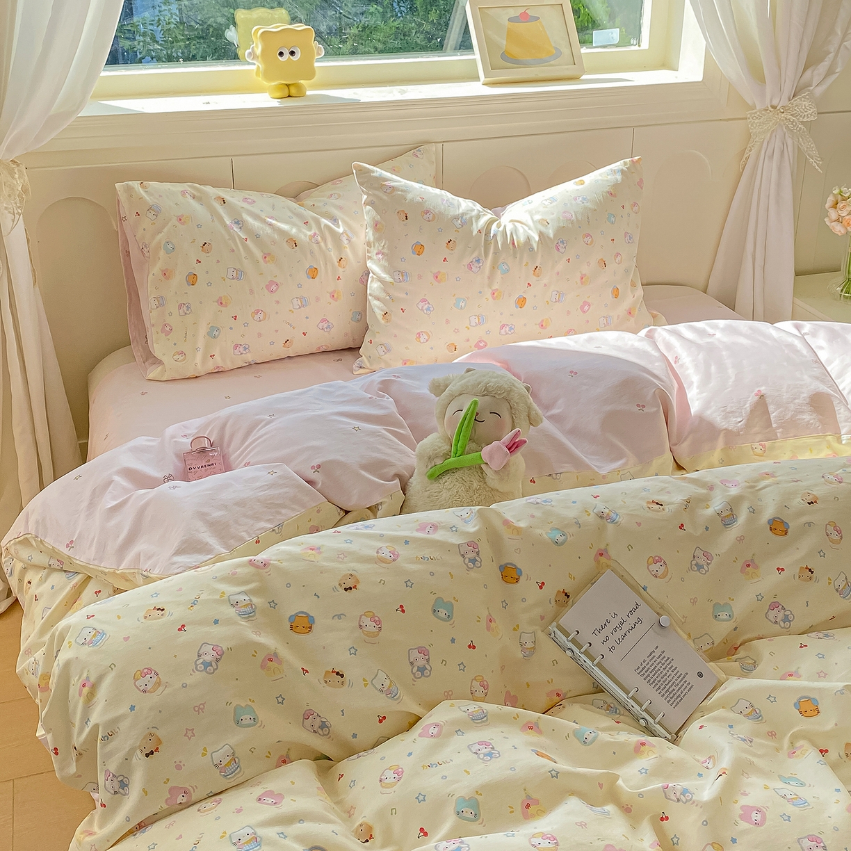 91家纺网 家纺一手货源 找家纺 黑马家居 2025新款13070全棉田园小清新四件套系列 凯蒂猫