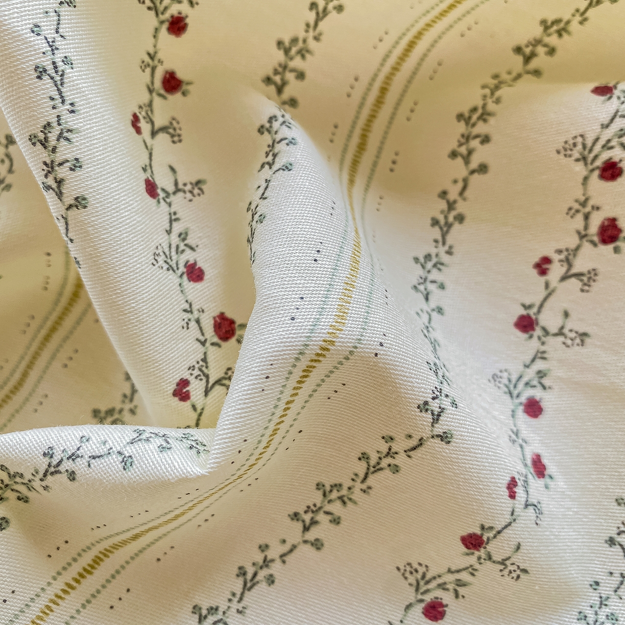 91家纺网 家纺一手货源 找家纺 黑马家居 2025新款13070全棉田园小清新四件套系列 晚安小熊