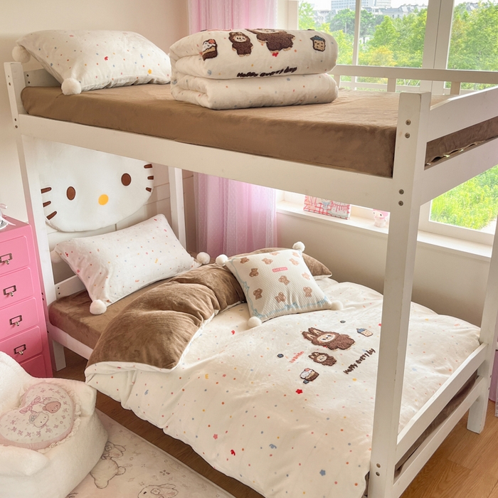 91家纺网 家纺一手货源 找家纺 （总）川悦生活 2025新款牛奶绒绣花LB四件套-小床