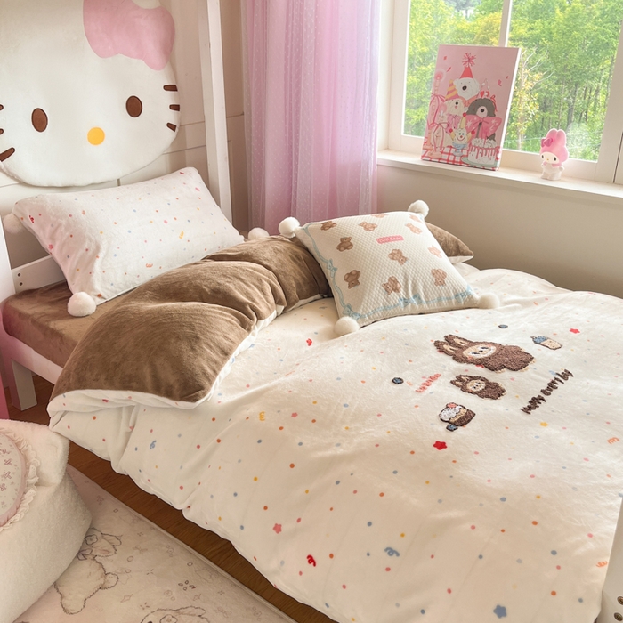 91家纺网 家纺一手货源 找家纺 （总）川悦生活 2025新款牛奶绒绣花LB四件套-小床