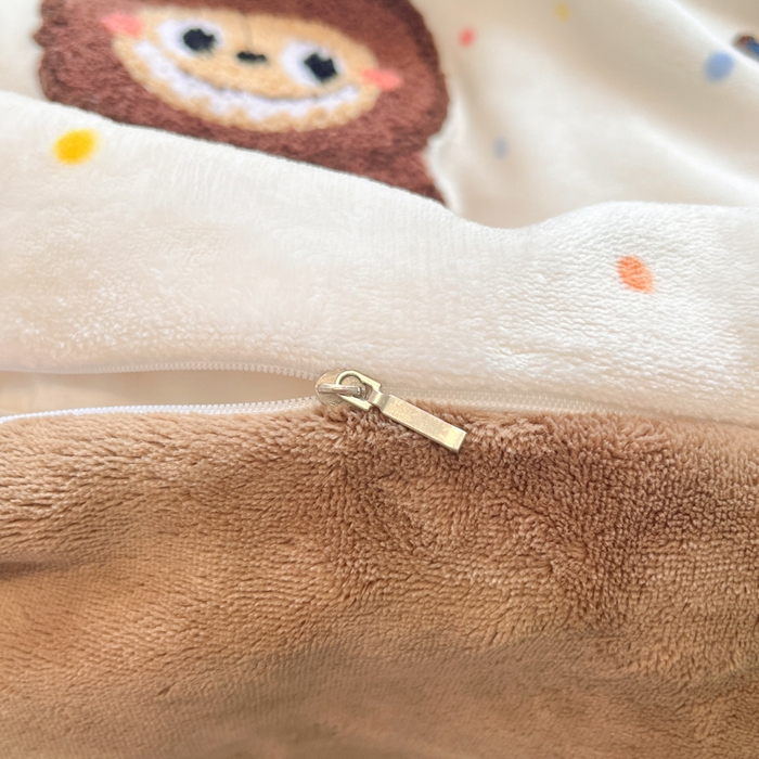 91家纺网 家纺一手货源 找家纺 （总）川悦生活 2025新款牛奶绒绣花LB四件套-大床