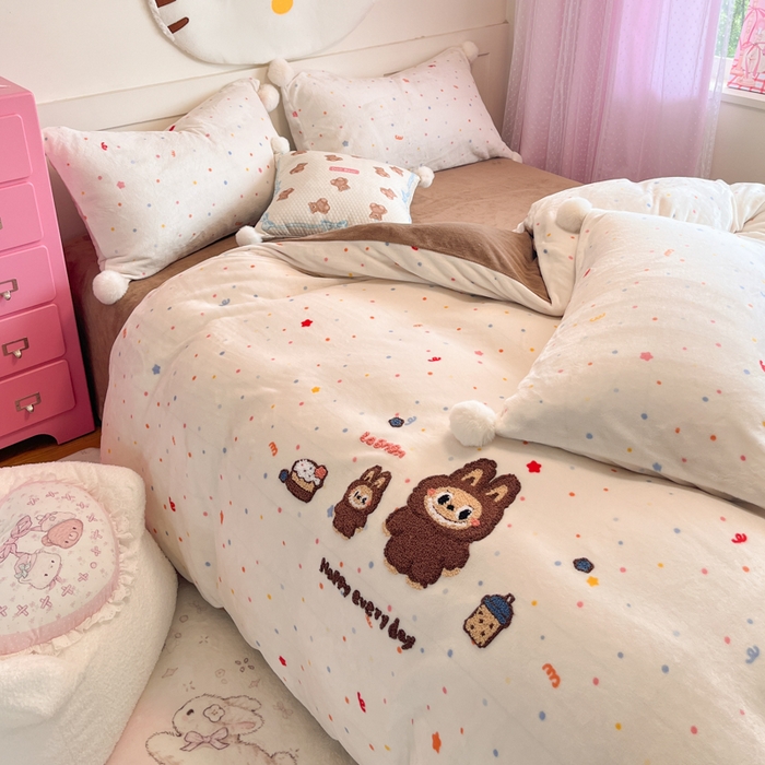 91家纺网 家纺一手货源 找家纺 （总）川悦生活 2025新款牛奶绒绣花LB四件套-大床