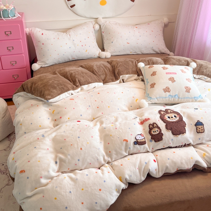 91家纺网 家纺一手货源 找家纺 （总）川悦生活 2025新款牛奶绒绣花LB四件套-大床