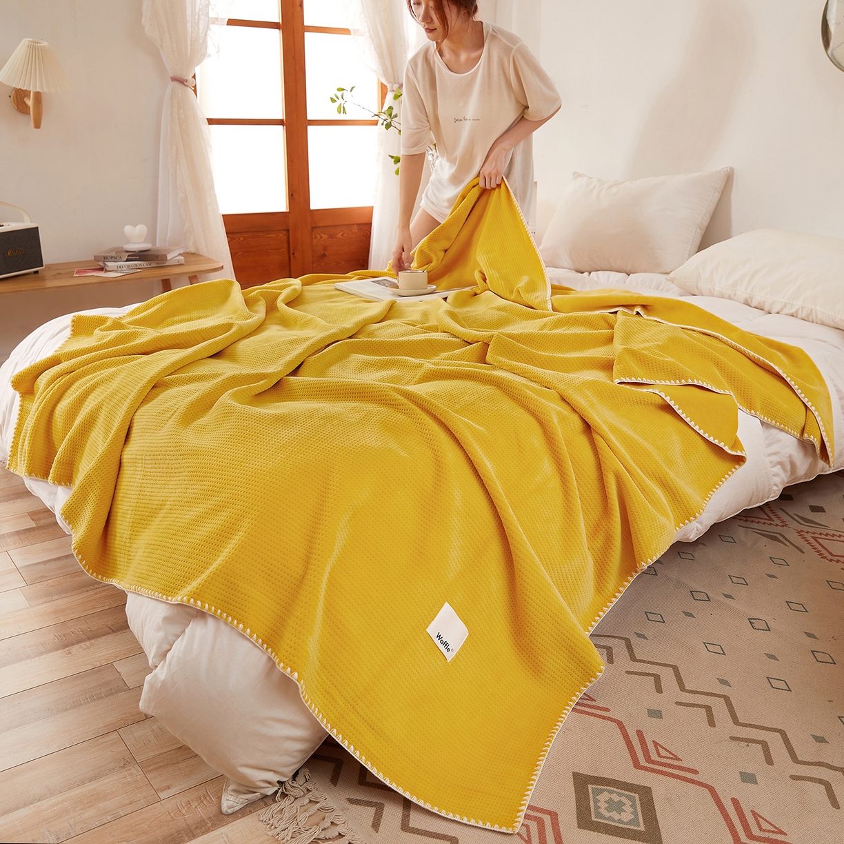91家纺网 家纺一手货源 找家纺 莱家富 2026新款跨境A类华夫格牛奶绒双面毛毯轻奢休闲盖毯子多功能午睡办公室用毯 黄色
