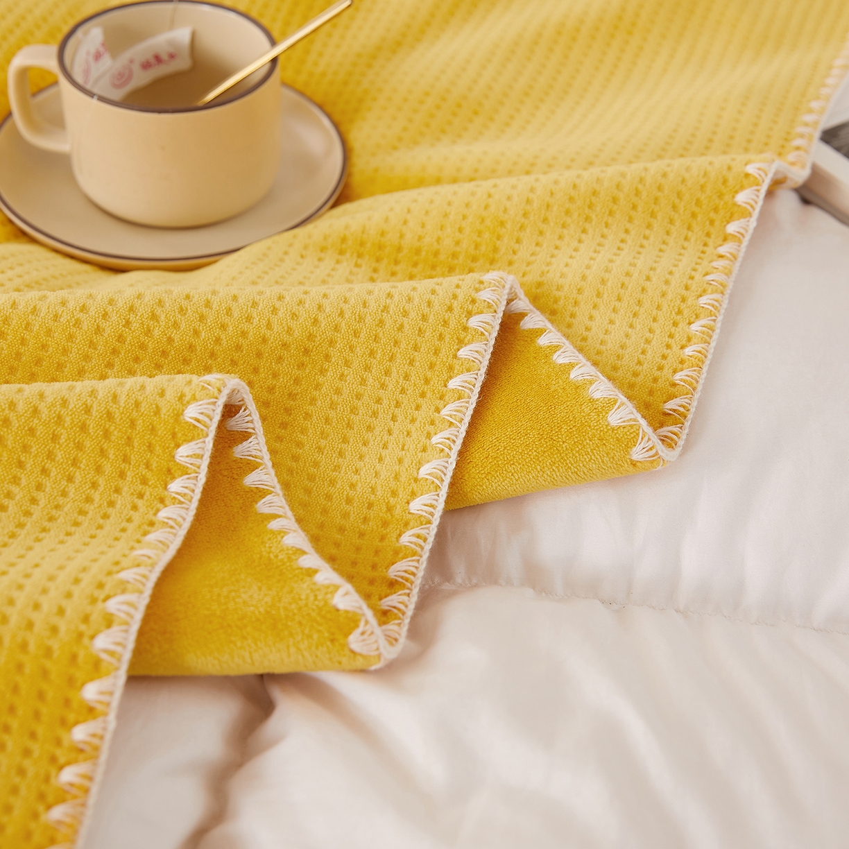 91家纺网 家纺一手货源 找家纺 莱家富 2026新款跨境A类华夫格牛奶绒双面毛毯轻奢休闲盖毯子多功能午睡办公室用毯 黄色