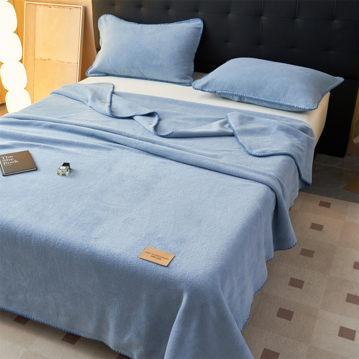 91家纺网 家纺一手货源 找家纺 莱家富 2025新款四季毯羊驼绒三角针边毛毯午睡沙发盖毯子空调毯双层毯 羊驼绒-蓝