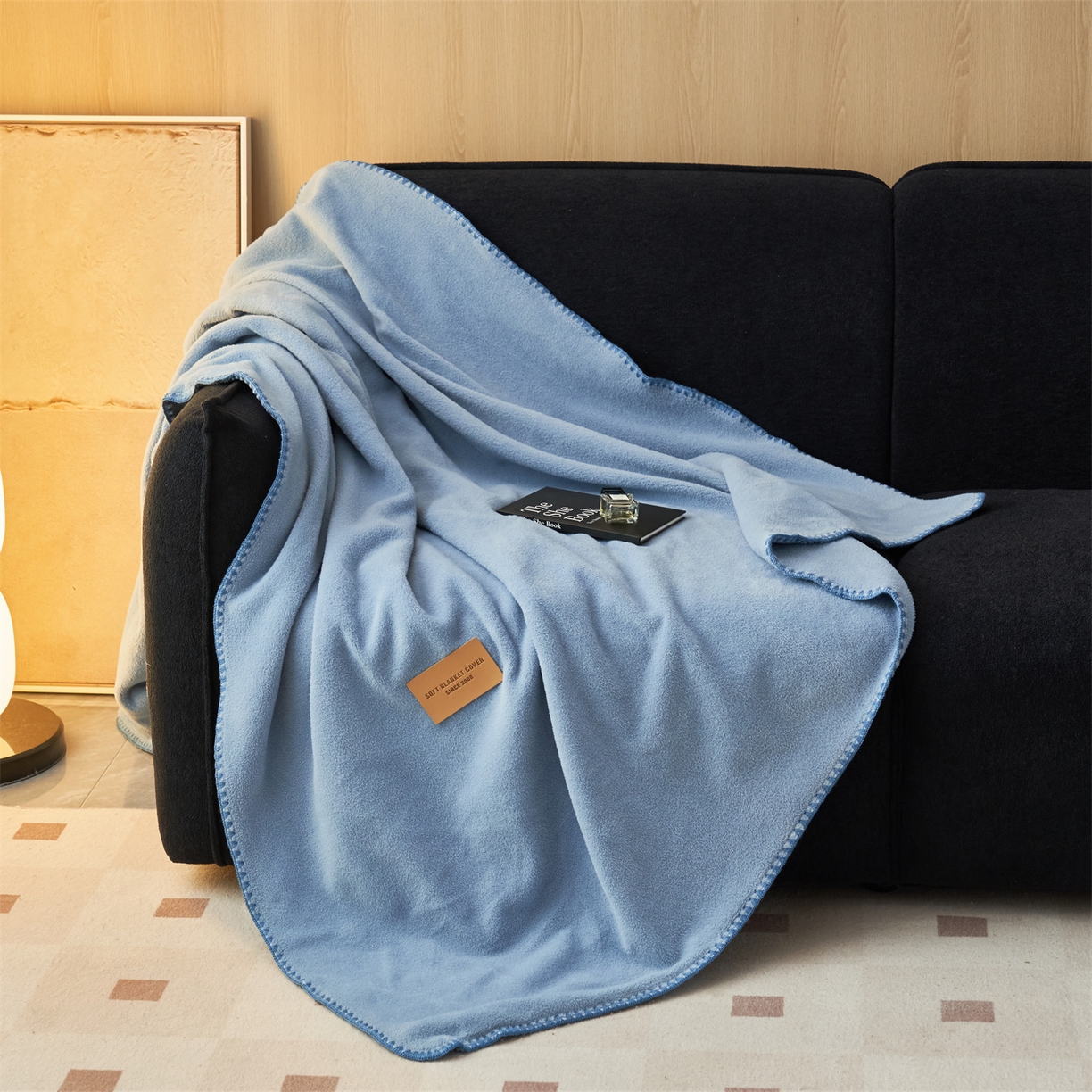 91家纺网 家纺一手货源 找家纺 莱家富 2025新款四季毯羊驼绒三角针边毛毯午睡沙发盖毯子空调毯双层毯 羊驼绒-蓝