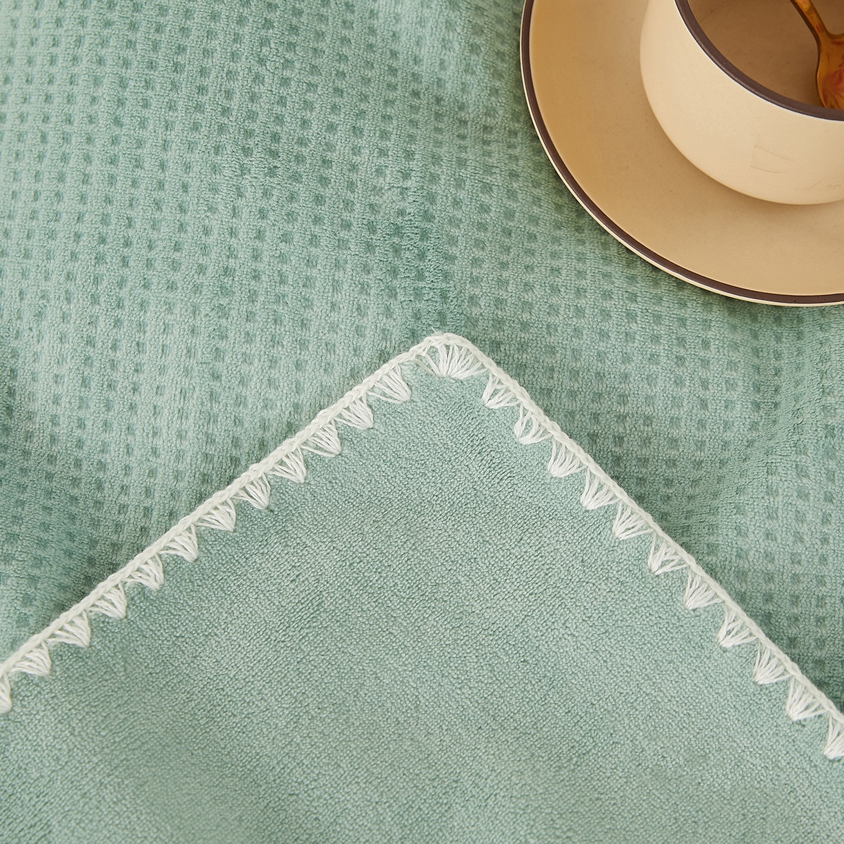 91家纺网 家纺一手货源 找家纺 莱家富 2026新款跨境A类华夫格牛奶绒双面毛毯轻奢休闲盖毯子多功能午睡办公室用毯 绿色