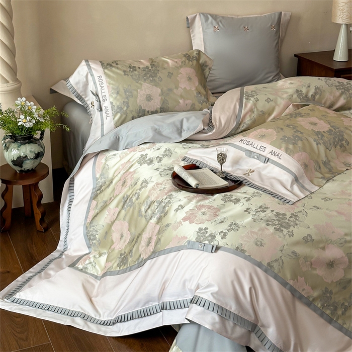 91家纺网 家纺一手货源 找家纺 宏羽纺家纺 2025新款100s全棉纯棉贡缎法式刺绣花边四件套 欧碧绿