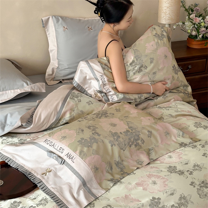 91家纺网 家纺一手货源 找家纺 宏羽纺家纺 2025新款100s全棉纯棉贡缎法式刺绣花边四件套 欧碧绿