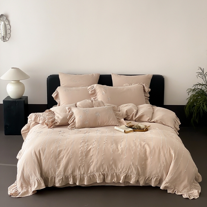 曼布缇2025新款A类全棉双层纱绣花款四件套-花予（券后控价：338/358起 会员减20） 花予-复古棕