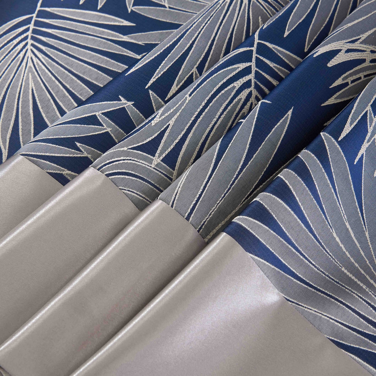 91家纺网 家纺一手货源 找家纺 澜昕 酒店民宿床尾巾床旗轻奢抱枕套床盖 棕榈叶