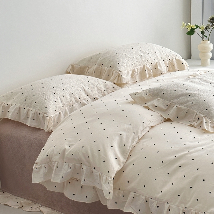 91家纺网 家纺一手货源 找家纺 佰织鑫家居 2025新款全棉纯棉砂洗棉花床盖三件套 浪漫波点