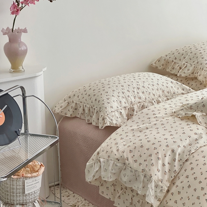 91家纺网 家纺一手货源 找家纺 佰织鑫家居 2025新款全棉纯棉砂洗棉花床盖三件套 山茶花