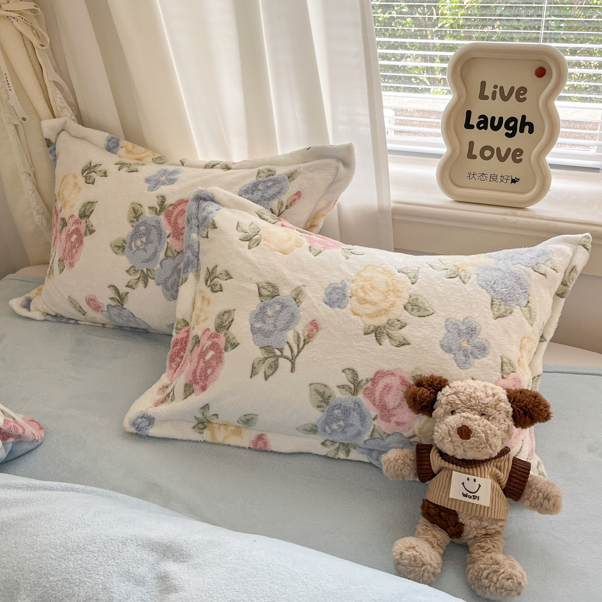 91家纺网 家纺一手货源 找家纺 川悦生活2025新款立体雪花绒印花大床四件套系列二场景二 西柚花花