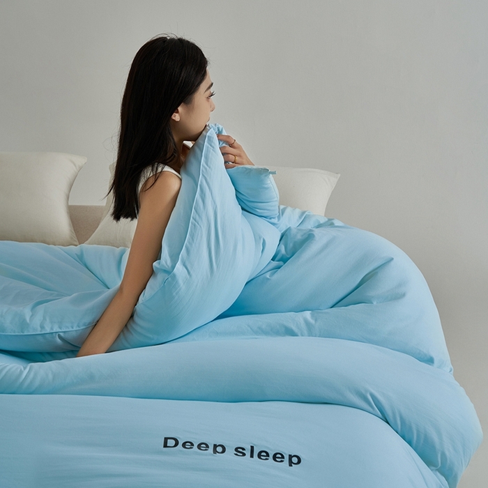 91家纺网 家纺一手货源 找家纺 闲鱼家纺 2025新款某朵同款深睡眠2.0冬被被子被芯 克莱因蓝