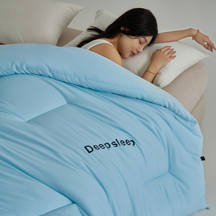 91家纺网 家纺一手货源 找家纺 闲鱼家纺 2025新款某朵同款深睡眠2.0冬被被子被芯 克莱因蓝