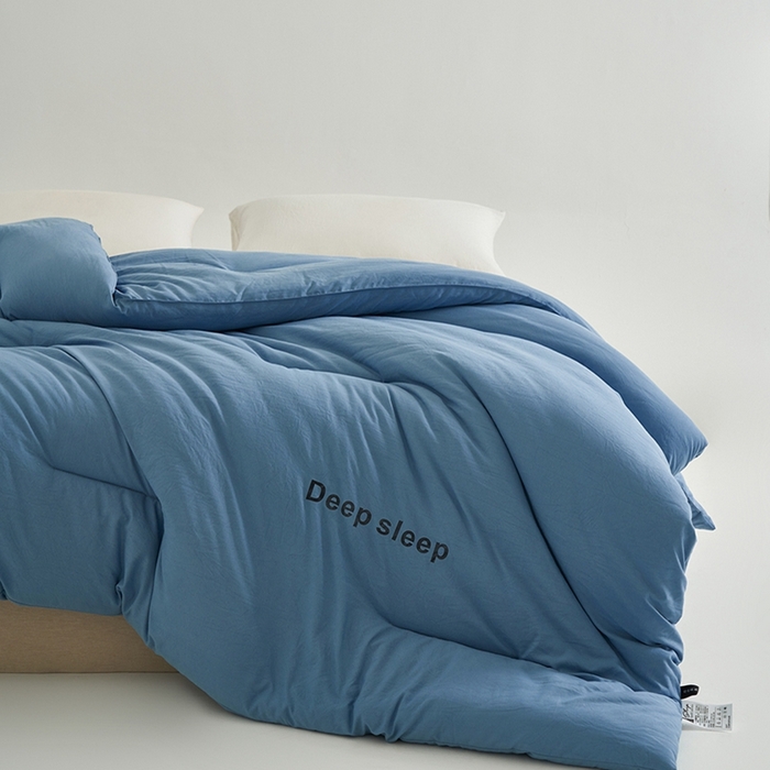 91家纺网 家纺一手货源 找家纺 闲鱼家纺 2025新款某朵同款深睡眠2.0冬被被子被芯 普鲁士蓝