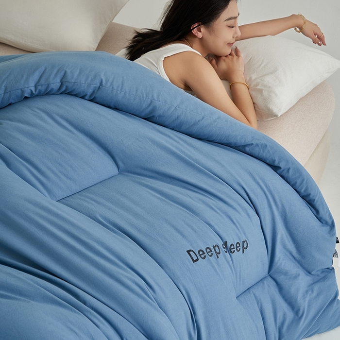 91家纺网 家纺一手货源 找家纺 闲鱼家纺 2025新款某朵同款深睡眠2.0冬被被子被芯 普鲁士蓝