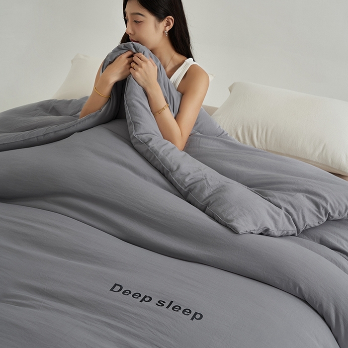 91家纺网 家纺一手货源 找家纺 闲鱼家纺 2025新款某朵同款深睡眠2.0冬被被子被芯 浅灰