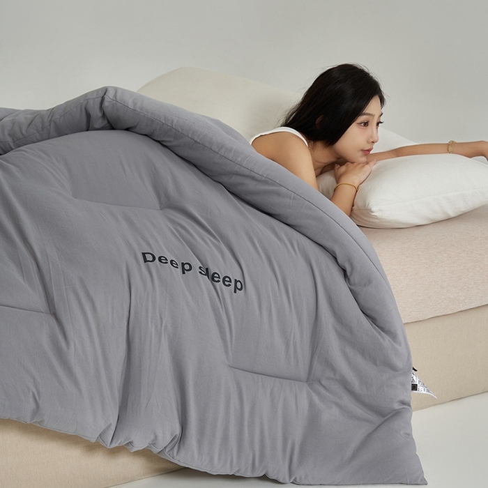 91家纺网 家纺一手货源 找家纺 闲鱼家纺 2025新款某朵同款深睡眠2.0冬被被子被芯 浅灰