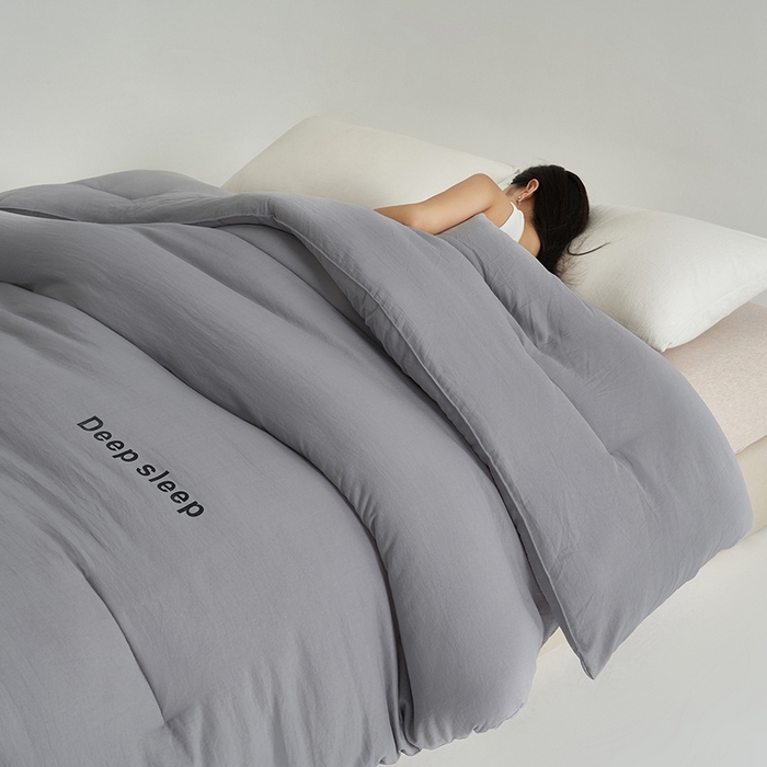 91家纺网 家纺一手货源 找家纺 闲鱼家纺 2025新款某朵同款深睡眠2.0冬被被子被芯 浅灰