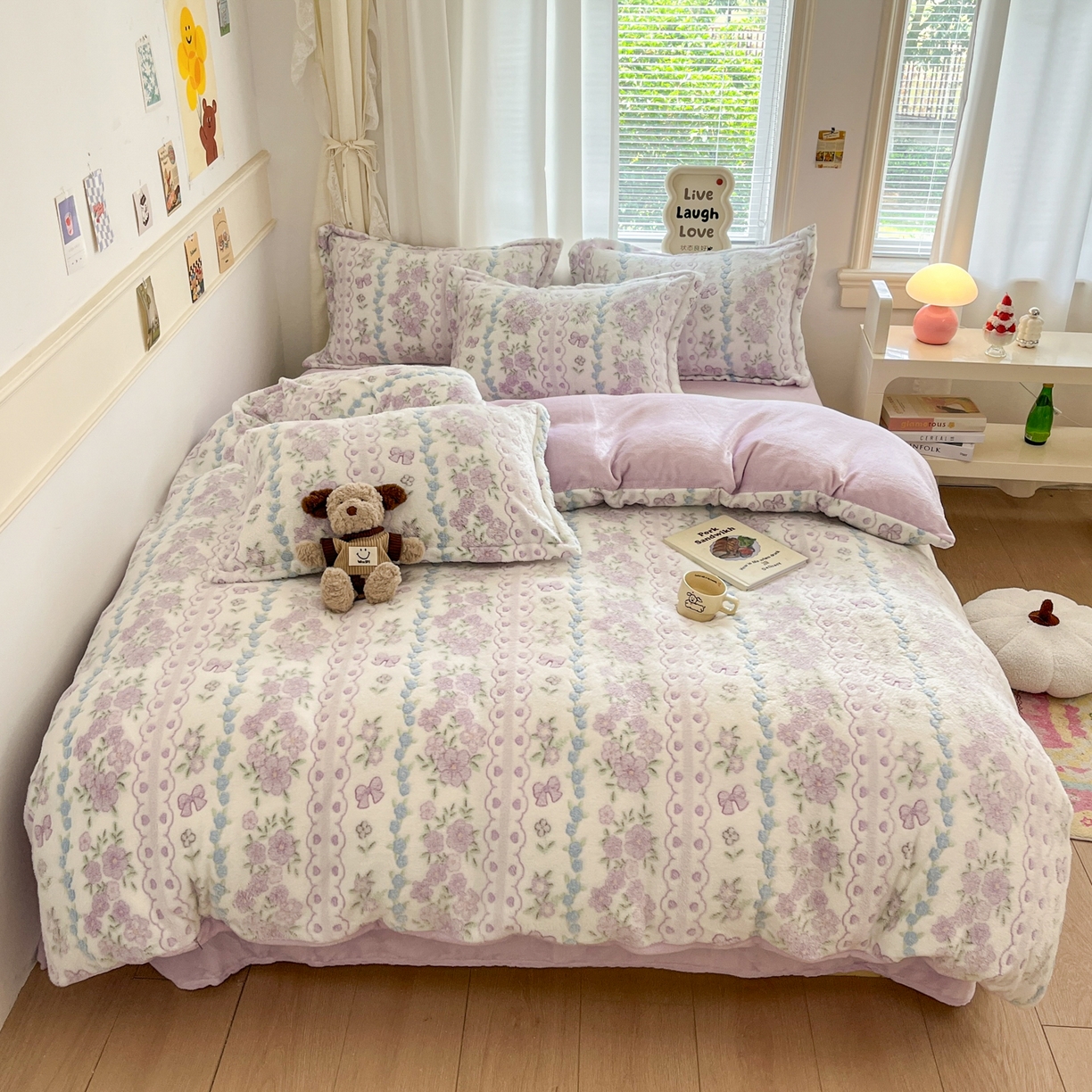 91家纺网 家纺一手货源 找家纺 川悦生活2025新款立体雪花绒印花大床四件套系列二场景二 香芋花田