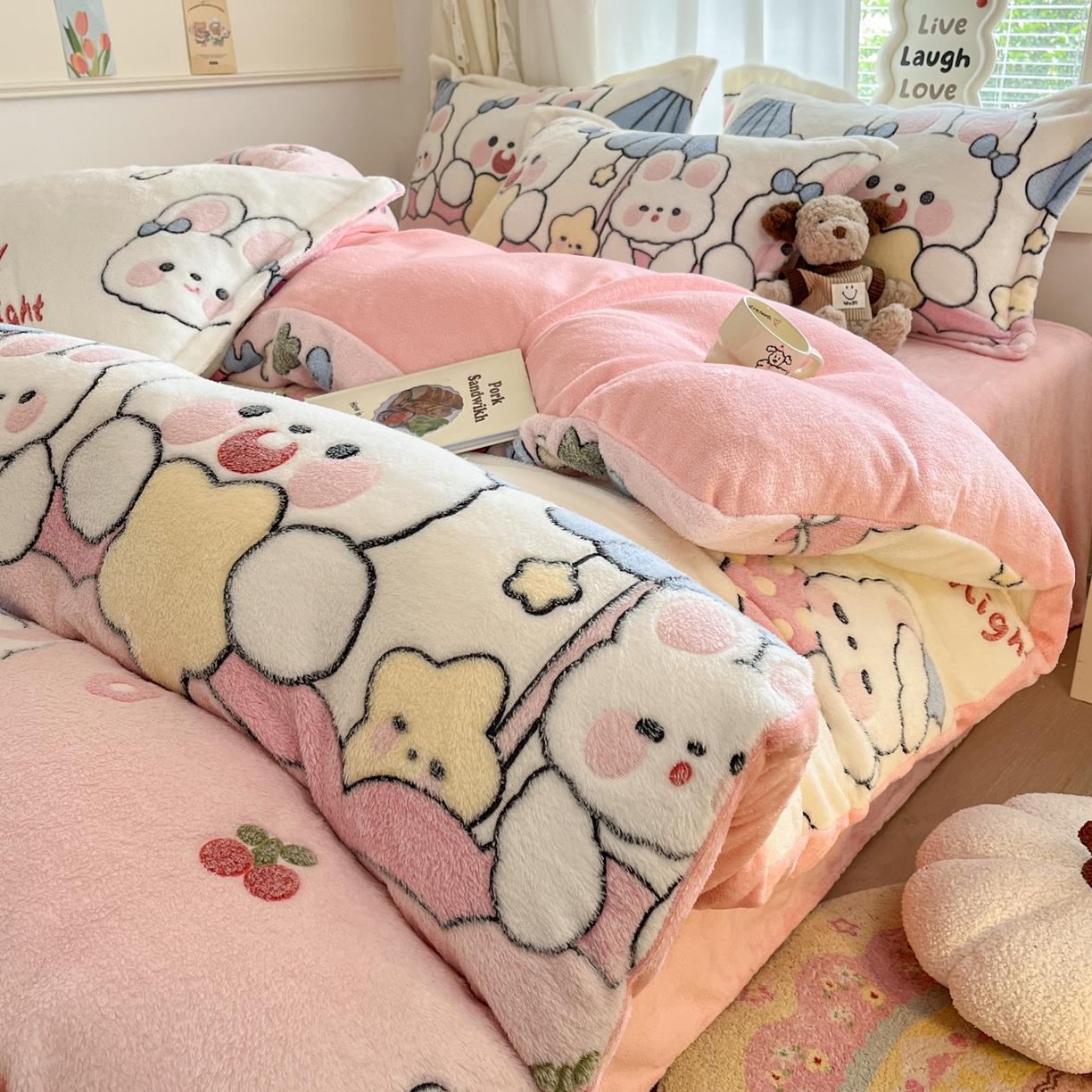 91家纺网 家纺一手货源 找家纺 （总）川悦生活2025新款立体雪花绒印花大床四件套系列二场景二