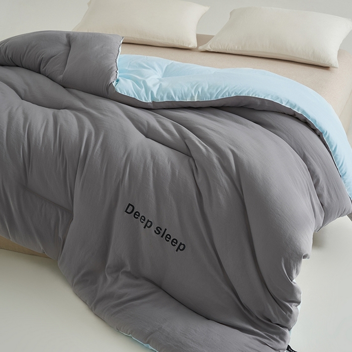 91家纺网 家纺一手货源 找家纺 闲鱼家纺 2025新款某朵同款深睡眠2.0冬被被子被芯 浅灰+克莱因蓝