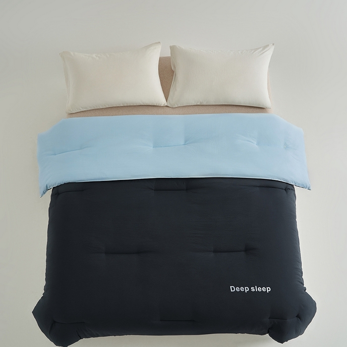 91家纺网 家纺一手货源 找家纺 闲鱼家纺 2025新款某朵同款深睡眠2.0冬被被子被芯 深灰+克莱因蓝