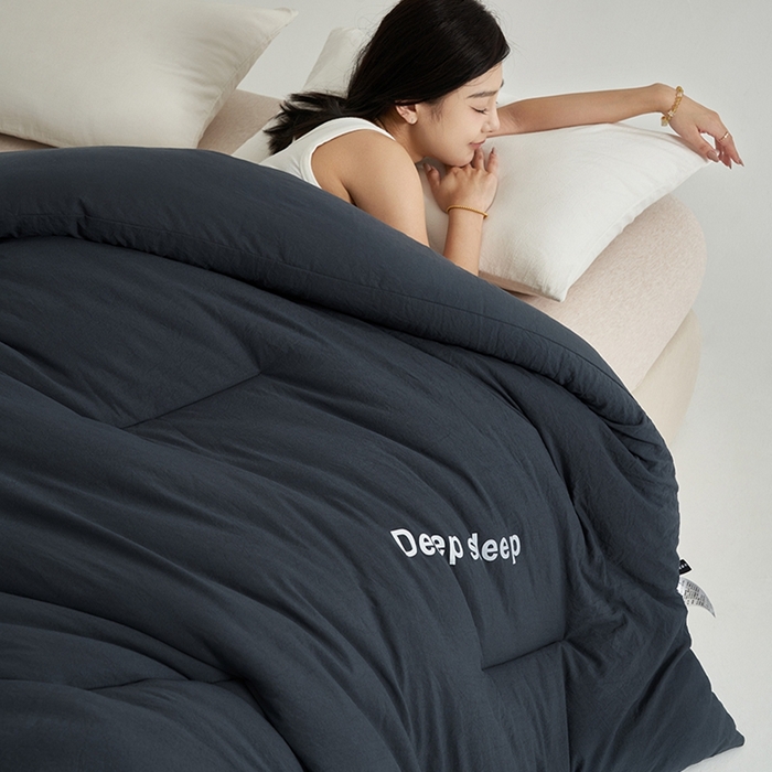 91家纺网 家纺一手货源 找家纺 闲鱼家纺 2025新款某朵同款深睡眠2.0冬被被子被芯 深灰