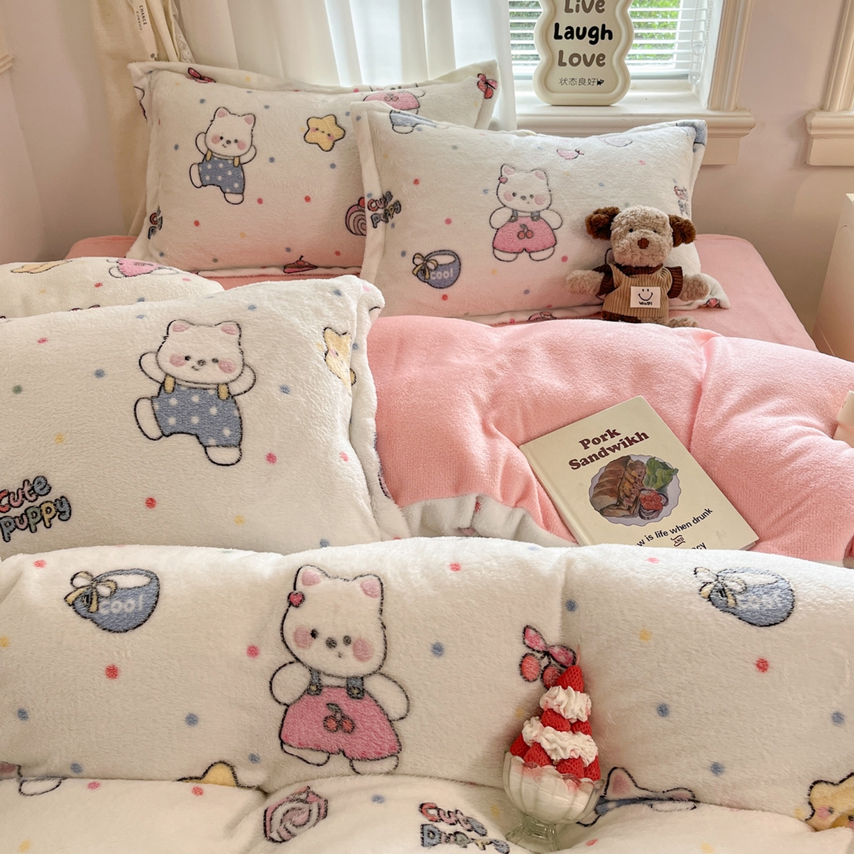 91家纺网 家纺一手货源 找家纺 川悦生活2025新款立体雪花绒印花大床四件套系列二场景二 派对西高地