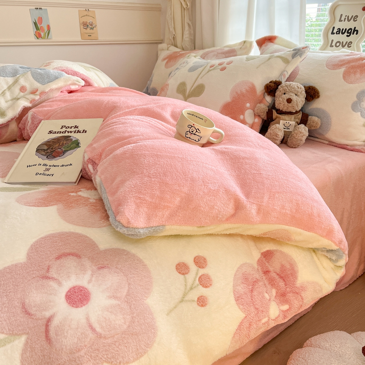 91家纺网 家纺一手货源 找家纺 川悦生活2025新款立体雪花绒印花大床四件套系列二场景二 半眠小兔