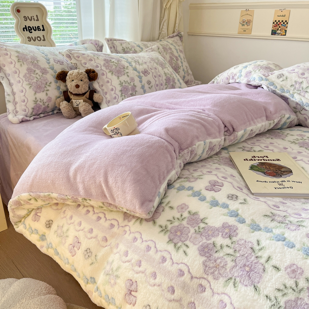 91家纺网 家纺一手货源 找家纺 川悦生活2025新款立体雪花绒印花大床四件套系列二场景二 香芋花田