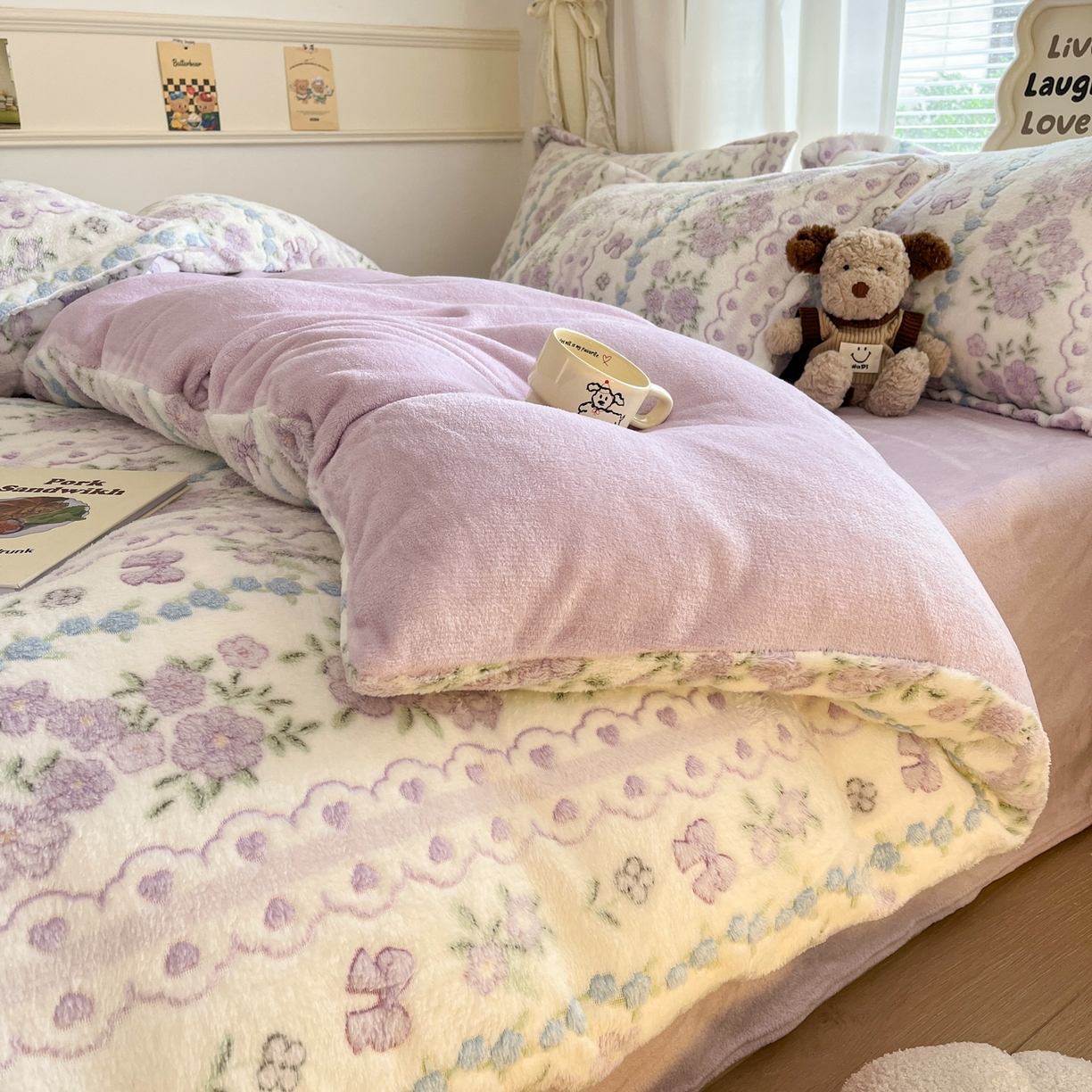 91家纺网 家纺一手货源 找家纺 川悦生活2025新款立体雪花绒印花大床四件套系列二场景二 香芋花田