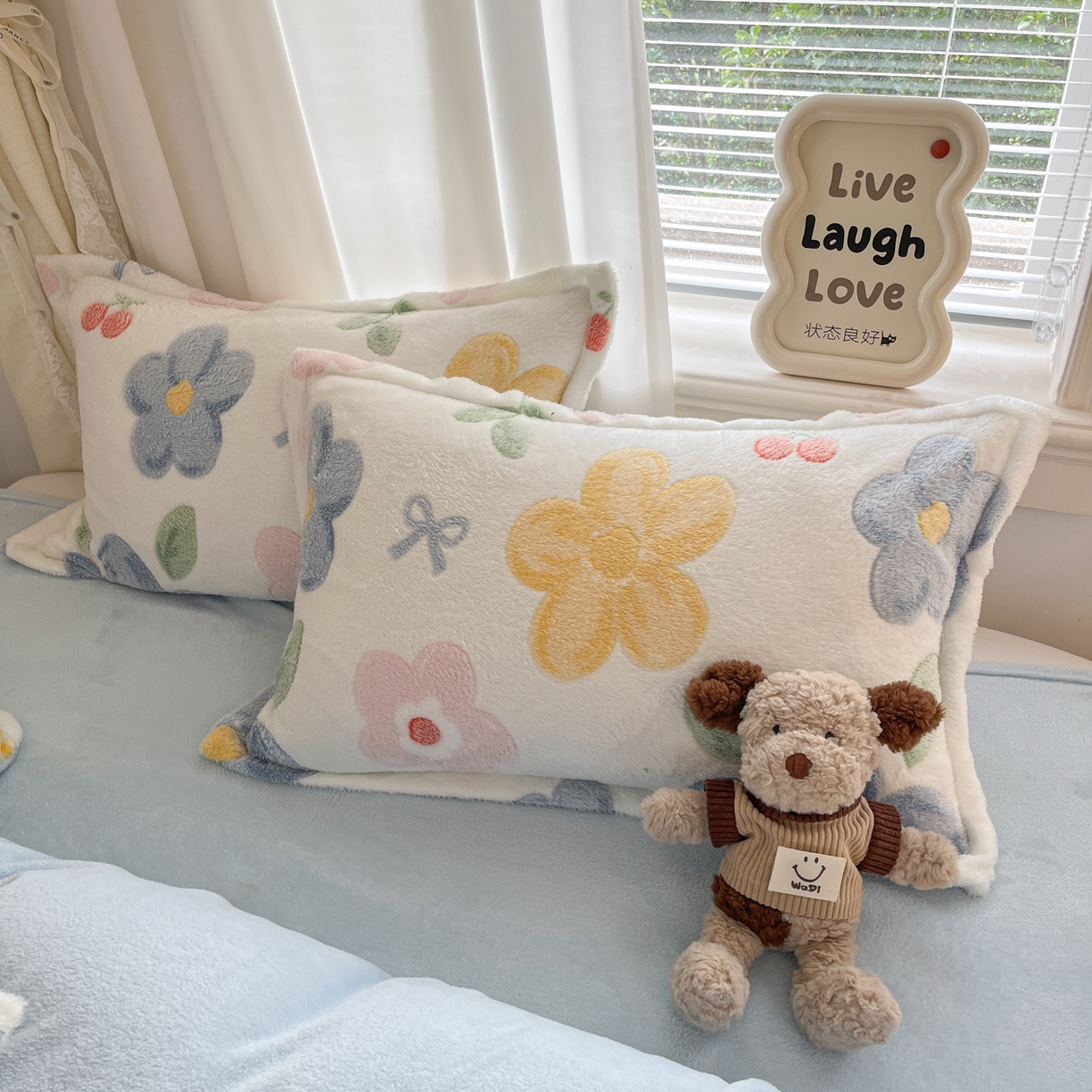 91家纺网 家纺一手货源 找家纺 川悦生活2025新款立体雪花绒印花大床四件套系列二场景二 半暖花朵