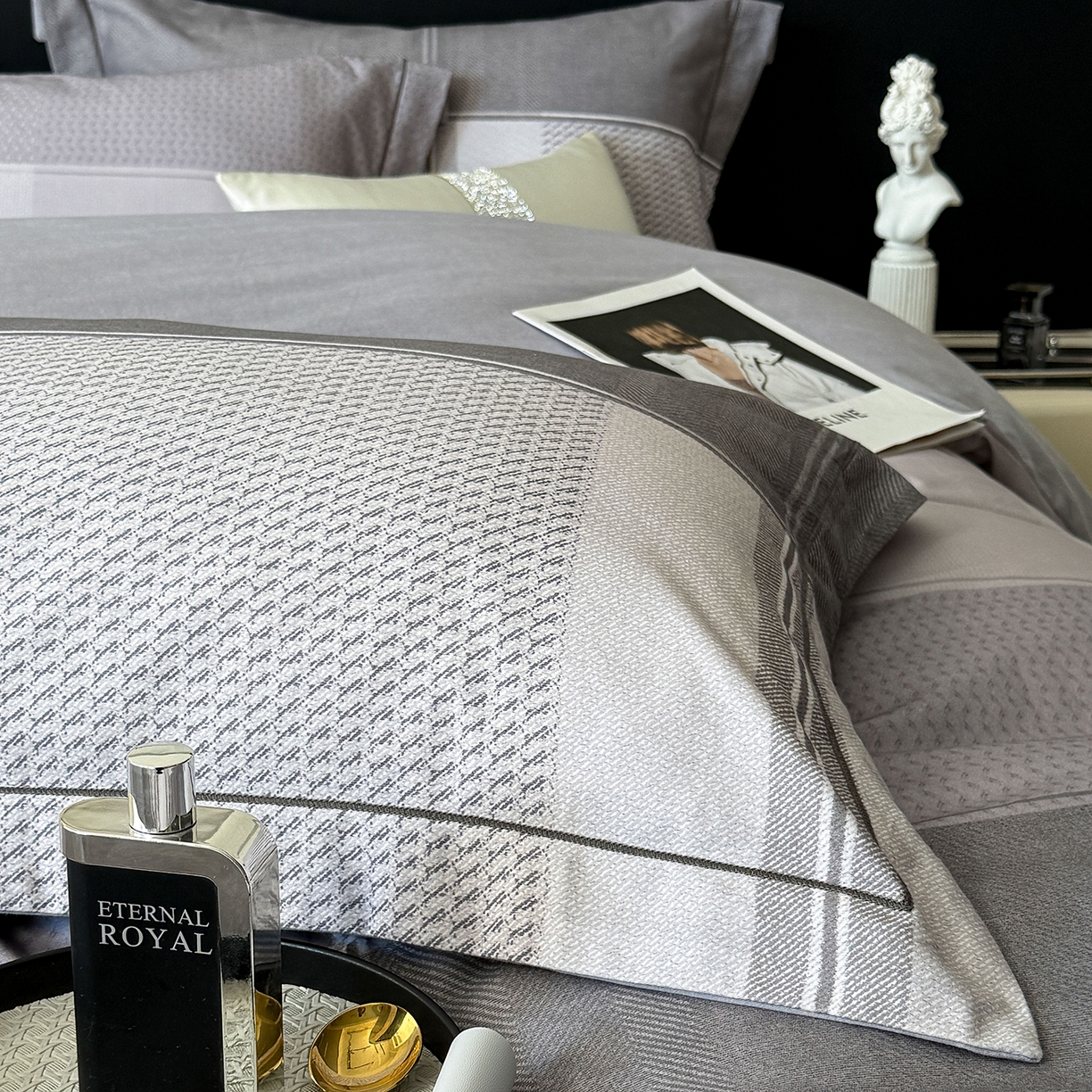 91家纺网 家纺一手货源 找家纺 清雅福2025新款A类全棉磨毛数码印花四件套 彼斯堡·灰