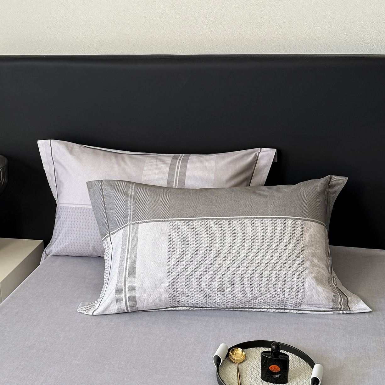 91家纺网 家纺一手货源 找家纺 清雅福2025新款A类全棉磨毛数码印花四件套 彼斯堡·灰