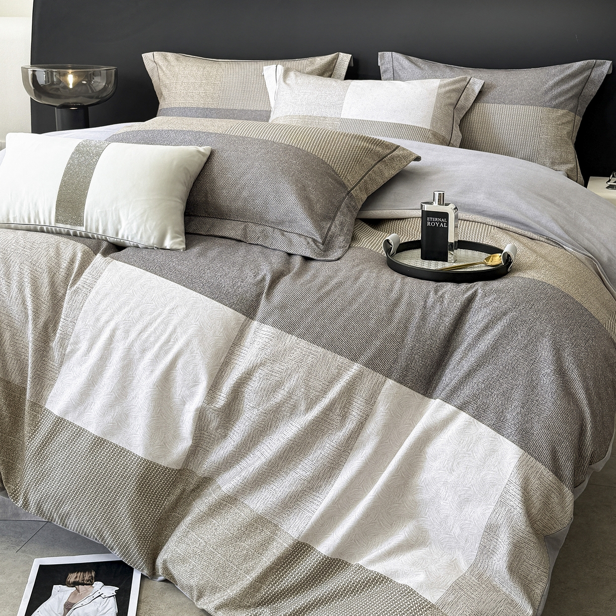 91家纺网 家纺一手货源 找家纺 清雅福2025新款A类全棉磨毛数码印花四件套 杰弗里·黄灰