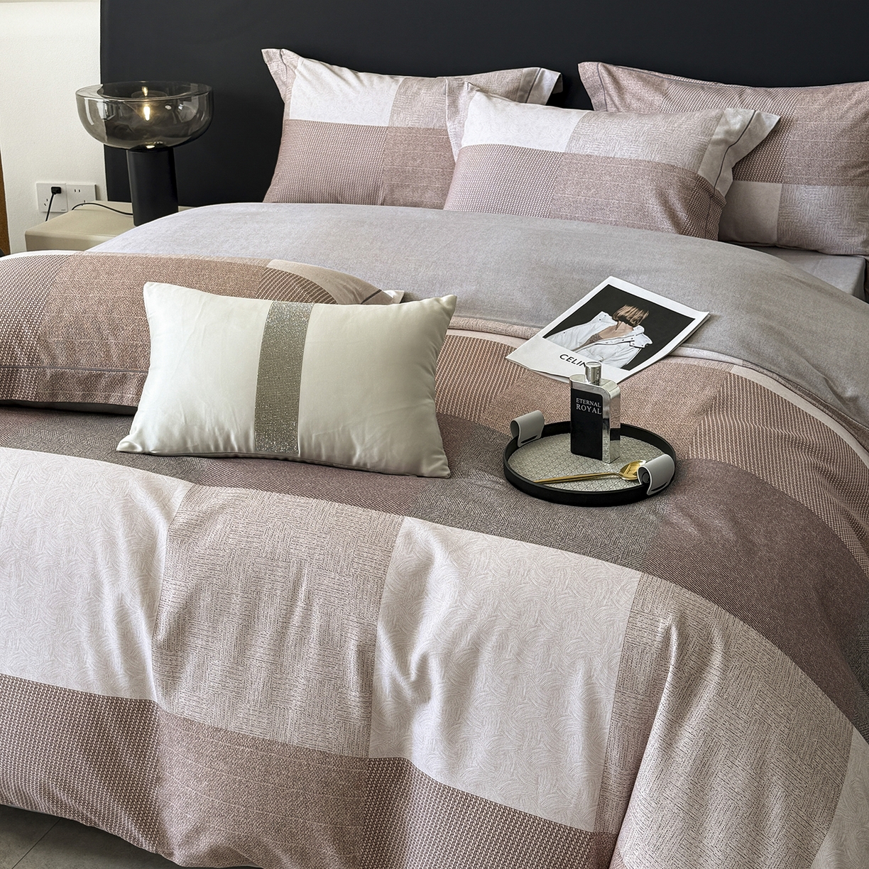 91家纺网 家纺一手货源 找家纺 清雅福2025新款A类全棉磨毛数码印花四件套 杰弗里·咖