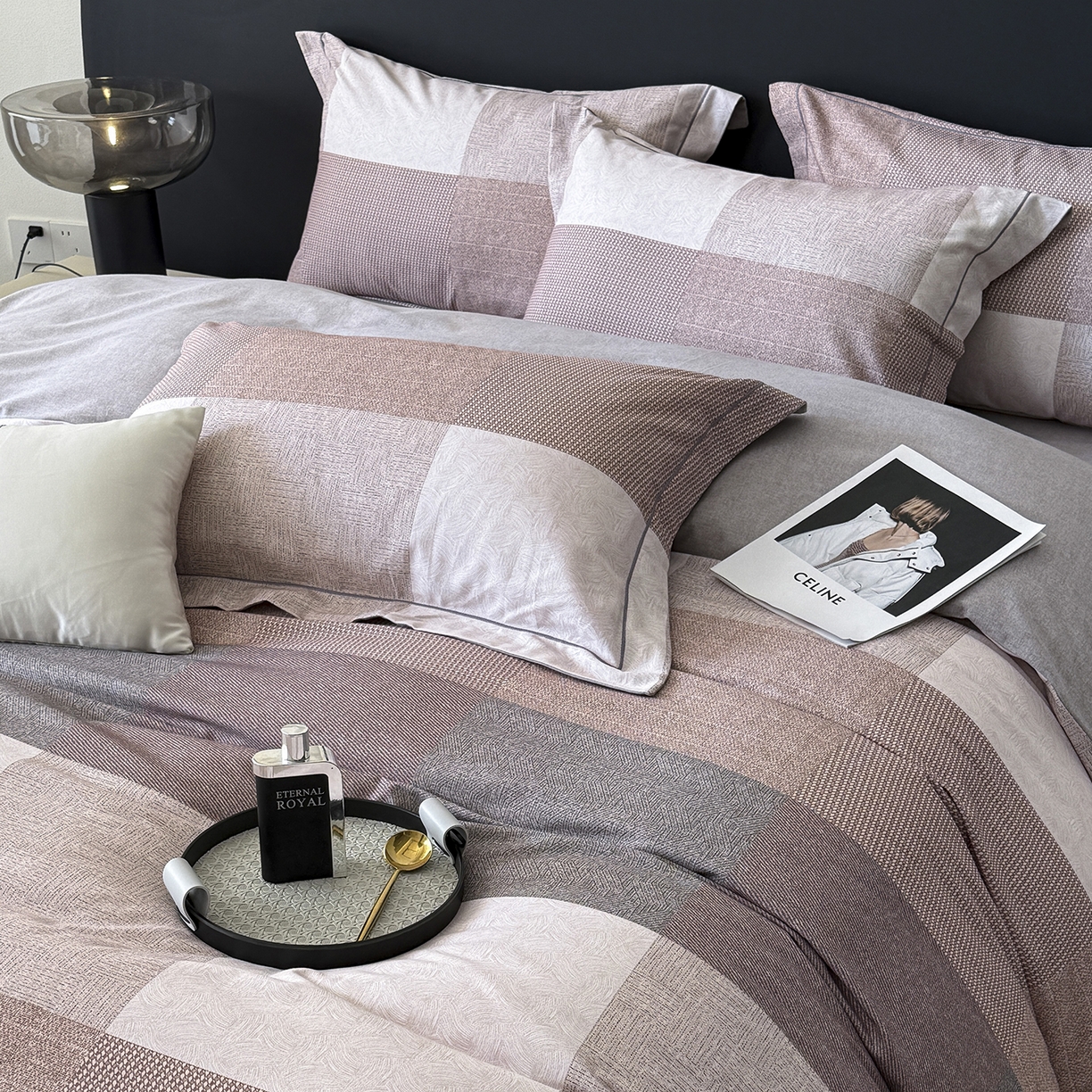 91家纺网 家纺一手货源 找家纺 清雅福2025新款A类全棉磨毛数码印花四件套 杰弗里·咖