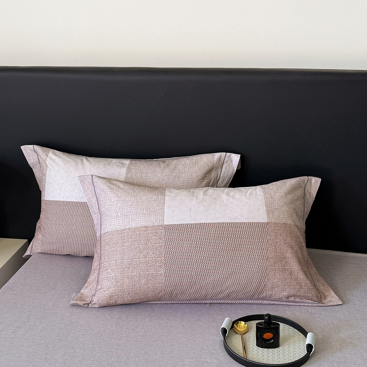 91家纺网 家纺一手货源 找家纺 清雅福2025新款A类全棉磨毛数码印花四件套 杰弗里·咖