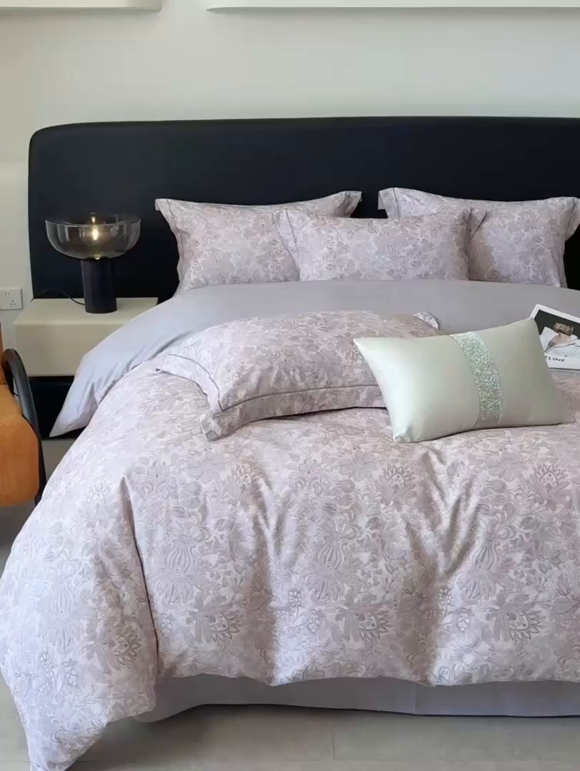 91家纺网 家纺一手货源 找家纺 清雅福2025新款A类全棉磨毛数码印花四件套 莉娅·灰