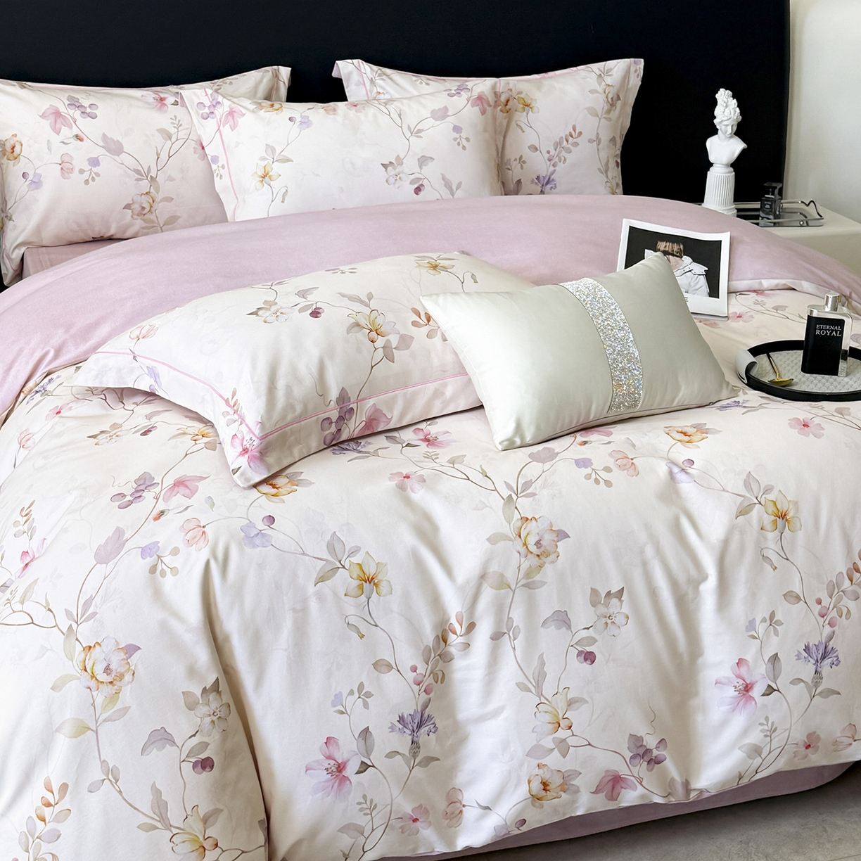 91家纺网 家纺一手货源 找家纺 清雅福2025新款A类全棉磨毛数码印花四件套 美兮浅香·粉